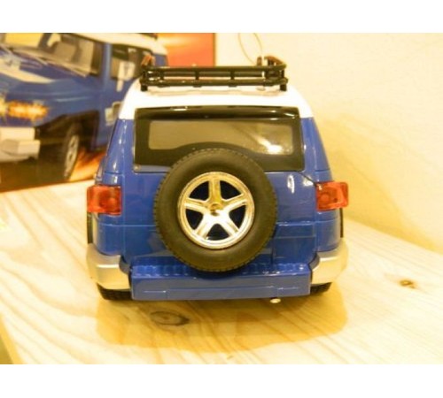Р/У машина HQ 630 масштаб 1:18 Toyota FJ (NiCD +зу)