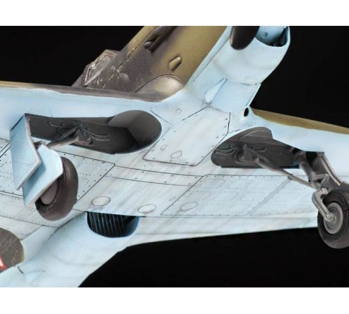 Сборная модель ZVEZDA Советский истребитель Як-1б, 1/48