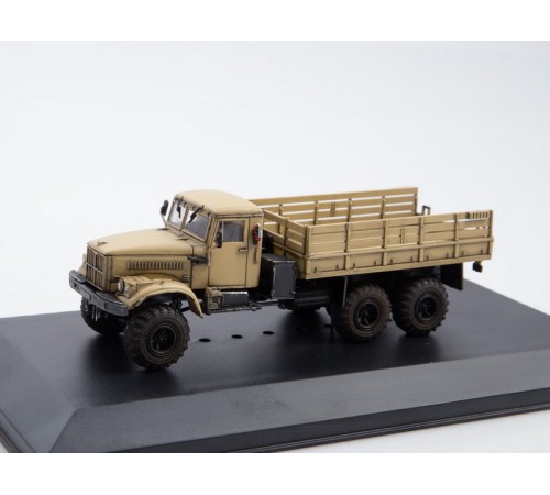 Сборная модель AVD КРАЗ-255Б бортовой, 1/72