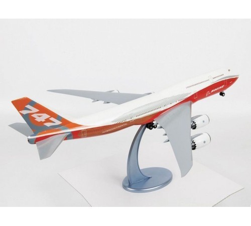 Сборная модель ZVEZDA Пассажирский авиалайнер Боинг 747-8, 1/144