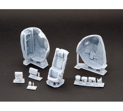 Сборная модель Red Iron Models Космический корабль 