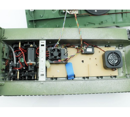 Р/У танк Taigen 1/16 Leopard 2 A6 (Германия) (для ИК танк. боя) САМО 2.4G RTR, деревянная коробка