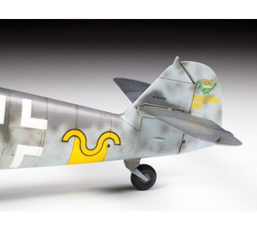Сборная модель ZVEZDA Немецкий истребитель Мессершмитт BF-109G6, 1/48
