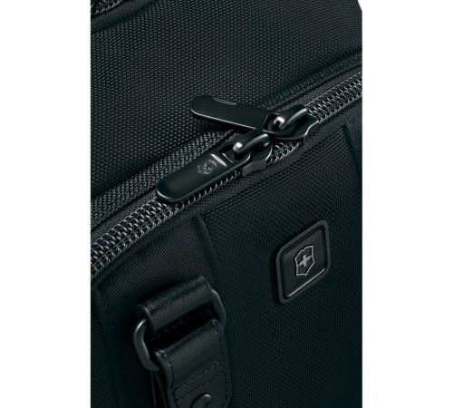 Рюкзак VICTORINOX Lexicon Professional Bellevue 15,6'', чёрный, нейлон/кожа, 30x19x46 см, 26 л