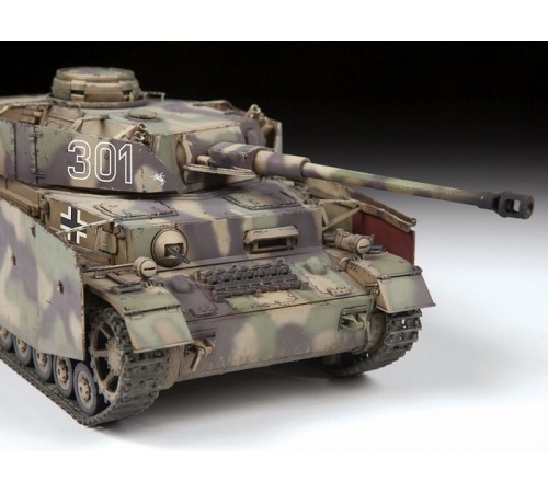 Сборная модель ZVEZDA Немецкий средний танк Pz IV Ausf. G, 1/35