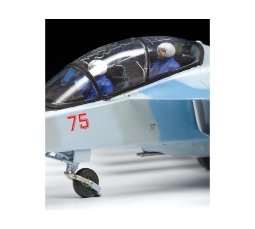 Сборная модель ZVEZDA Российский учебно-боевой самолет Як-130, 1/72